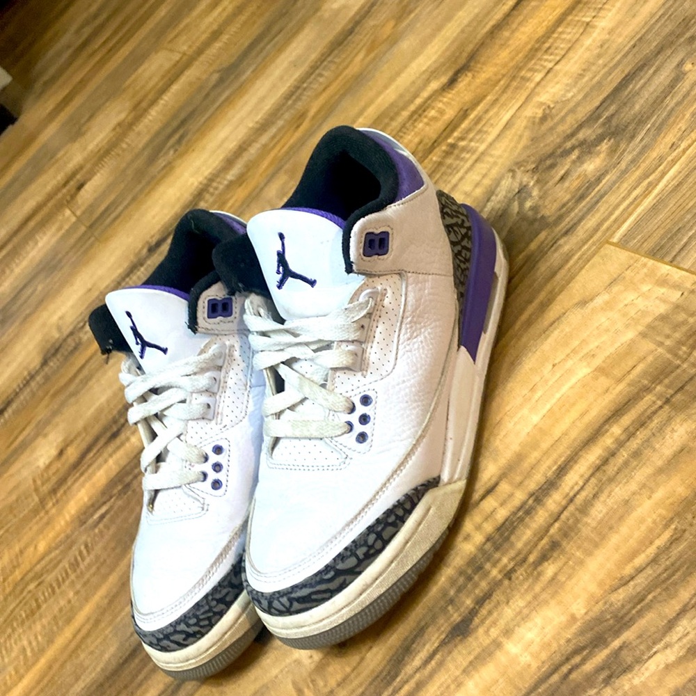 Jordan 3s size 6Y with box